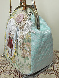 斜めから見た所